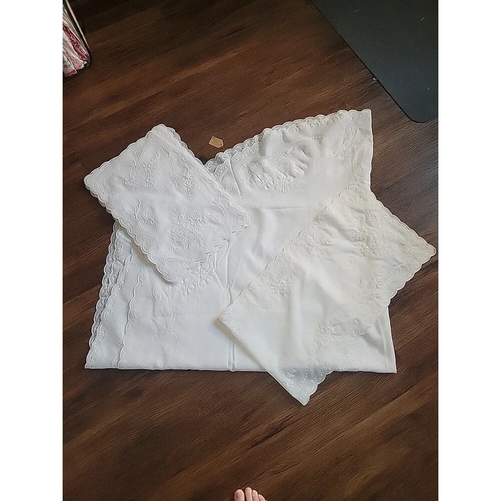 VTG Madeira Embroidered 66x104 Banquet Tablecloth 12 Placemats Table Runner set